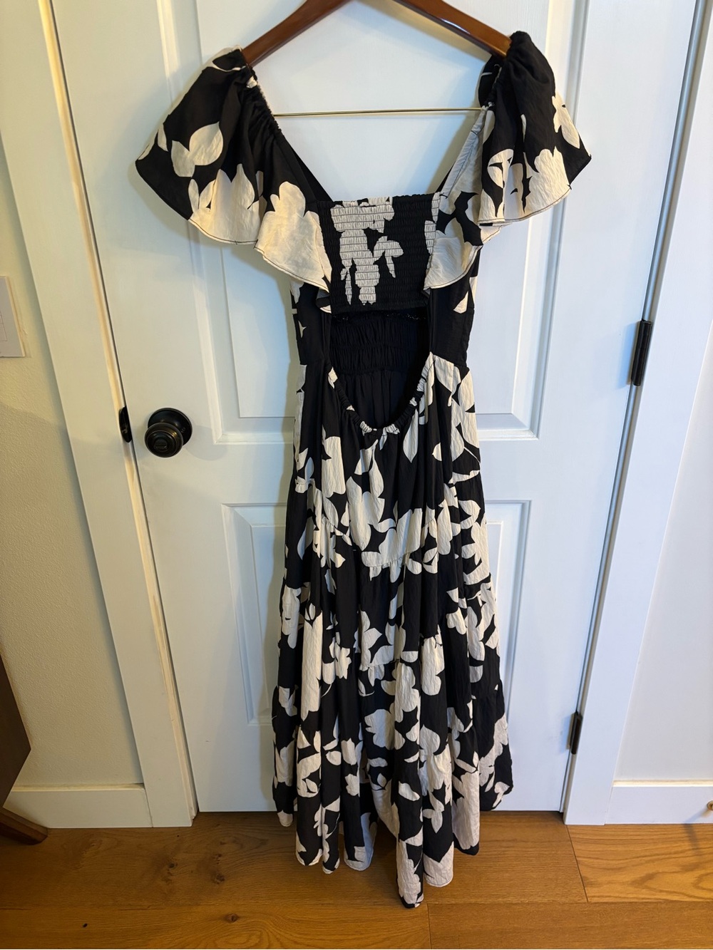 Anthropologie Black and White Floral Tiered Maxi Dress - Picture 4 of 12